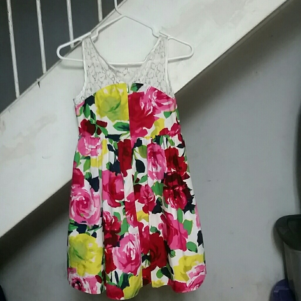Dress - Picture 2 of 2